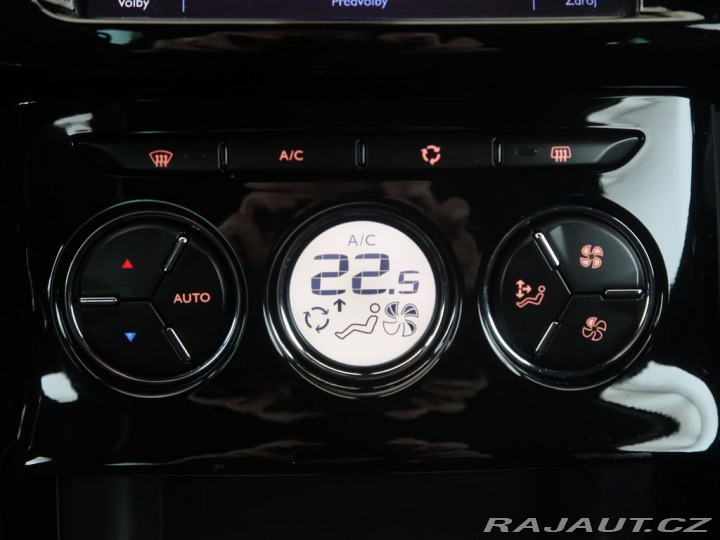 Ostatní značky Ostatní modely DS Automobiles DS3 1.2PureTech,CZ,1Maj,,81kW 2017