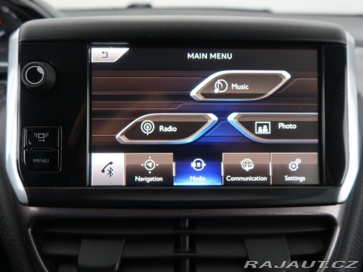 Peugeot 2008 1.6HDI,68kW,Manuál 2013