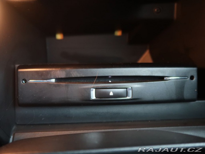 Peugeot 2008 1.6HDI,68kW,Manuál 2013