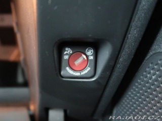 Peugeot 2008 1.6HDI,68kW,Manuál 2013