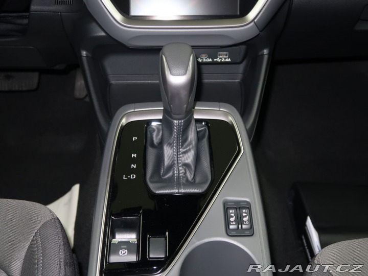 Subaru Crosstrek ACTIVE 4X4 AWD. Nová barv 2025