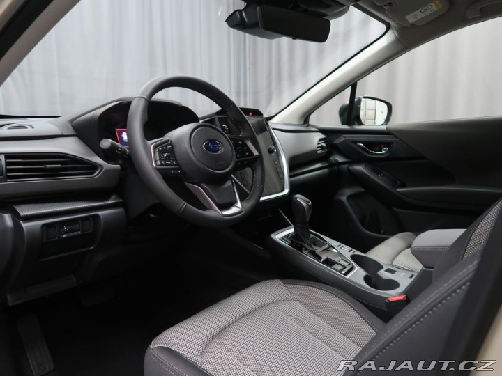 Subaru Crosstrek COMFORT 4X4 AWD. Nová bar 2026