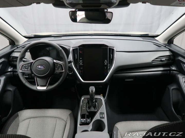 Subaru Crosstrek COMFORT 4X4 AWD. Nová bar 2026