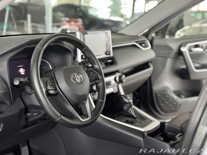 Toyota RAV4 2,5 Hybrid*AUT*Navi*REZER 2022