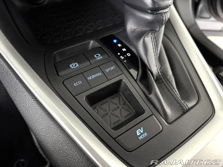 Toyota RAV4 2,5 Hybrid*AUT*Navi*REZER 2022