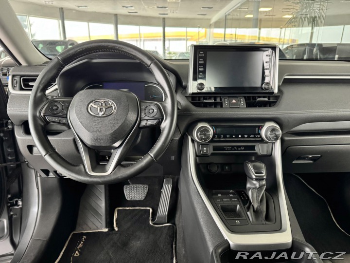 Toyota RAV4 2,5 Hybrid*AUT*Navi*REZER 2022
