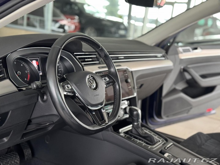 Volkswagen Passat 2,0TDI DSG*Higline*REZERV 2019
