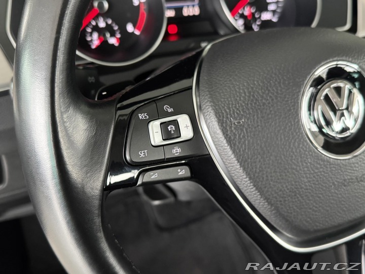 Volkswagen Passat 2,0TDI DSG*Higline*REZERV 2019
