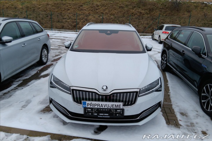 Škoda Superb 1,4 TSI iV 160 kW STYLE V 2022