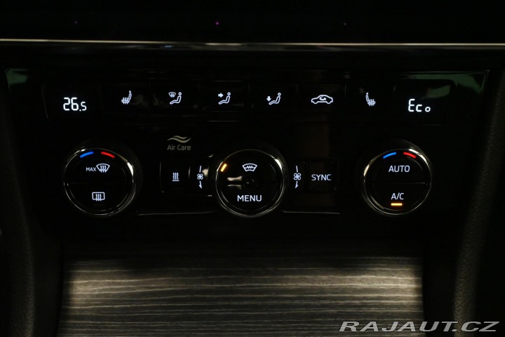 Škoda Superb 1,4 TSI iV 160 kW STYLE D 2022