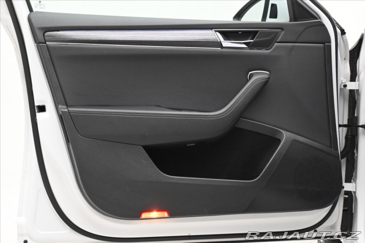 Škoda Superb 1,4 TSI iV 160 kW STYLE D 2022