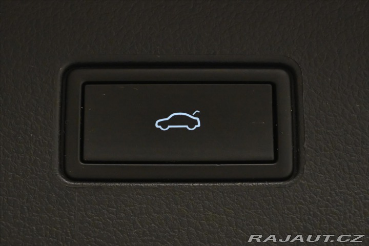 Volkswagen Passat 1,4 TSI GTE 160kW DSG Zár 2021