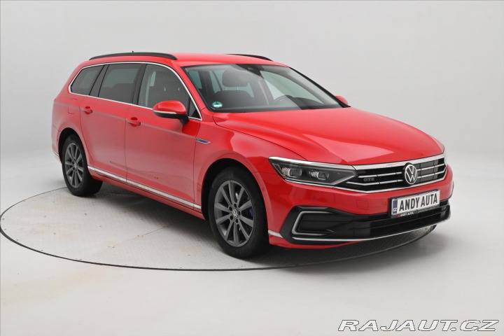 Volkswagen Passat 1,4 TSI GTE 160kW DSG Zár 2021