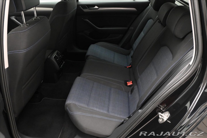 Volkswagen Passat 1,4 TSI GTE 160kW DSG Bus 2022