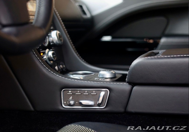 Aston Martin Rapide 6.0 S | B&O - Kamera 2015