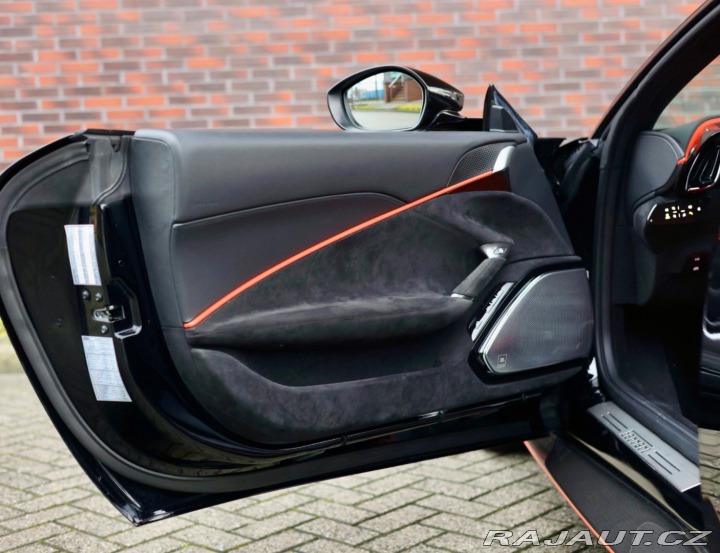 Ferrari Roma 3.9 T | Full Karbon pake 2021