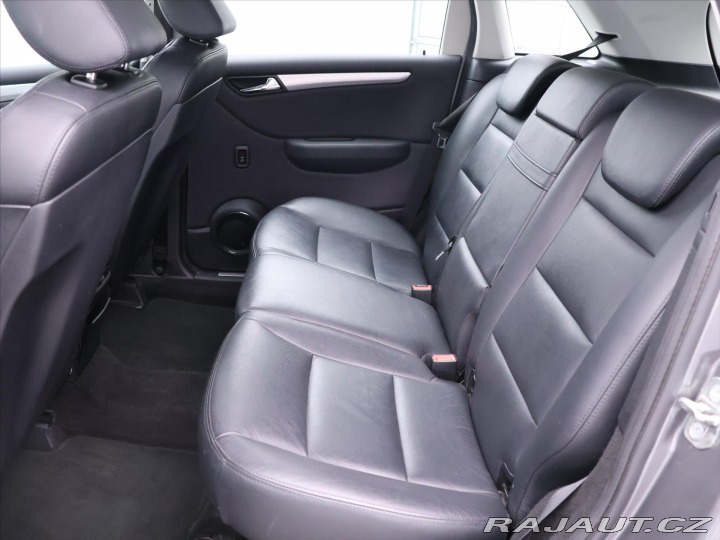 Mercedes-Benz B 2,0 D 80kW Automat CZ 2011