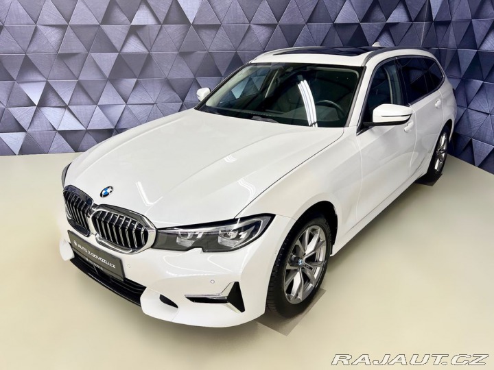 BMW 3 320d xDrive LUXURY, WEBAS 2022