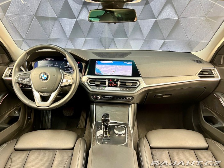 BMW 3 320d xDrive LUXURY, WEBAS 2022