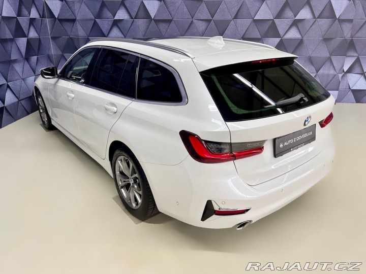 BMW 3 320d xDrive LUXURY, EL. T 2022