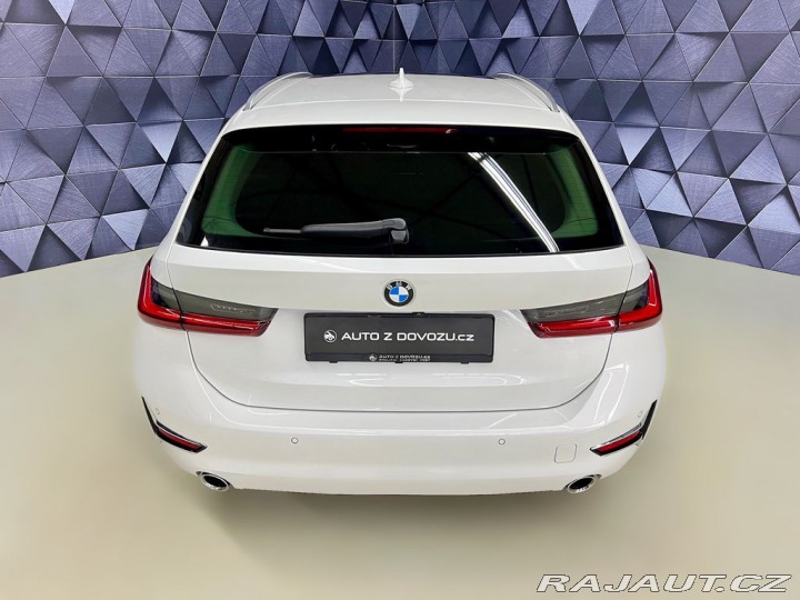 BMW 3 320d xDrive LUXURY, WEBAS 2022