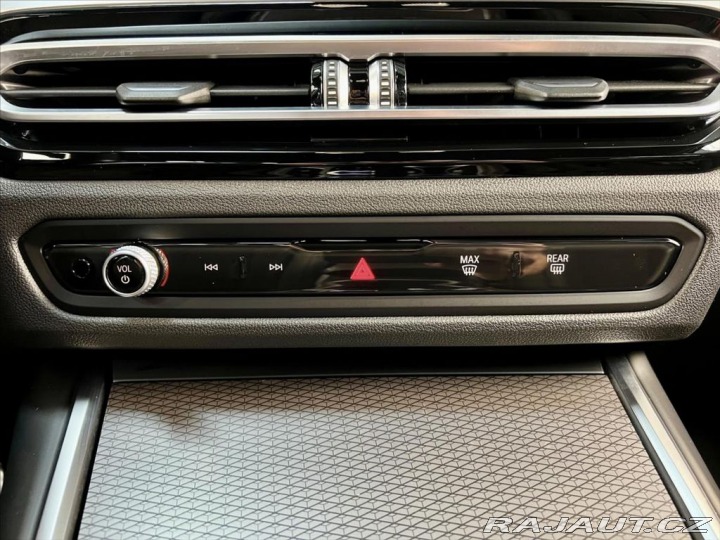 BMW 3 320d xDrive M-PAKET, BLAC 2023