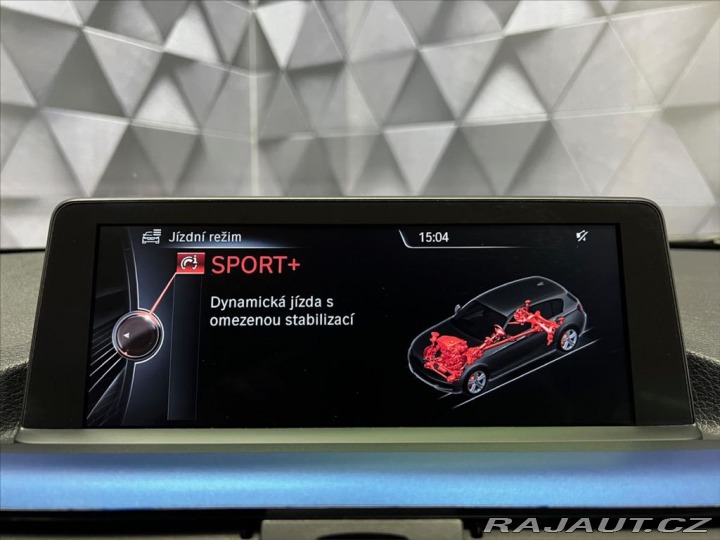 BMW 1 235KW, NAVIGACE,SPORT. VÝ 2014