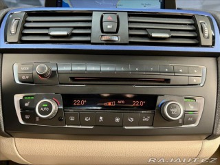 BMW 1 235KW, NAVIGACE,SPORT. VÝ 2014