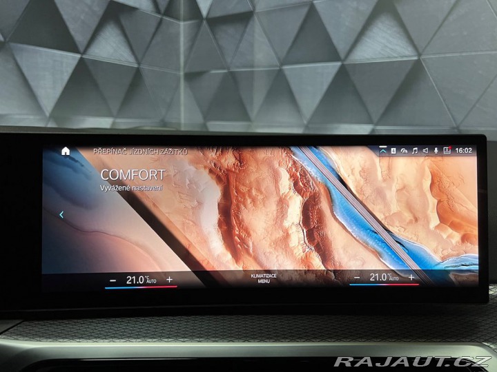 BMW 3 320d xDrive, M-PAKET, TAŽ 2023