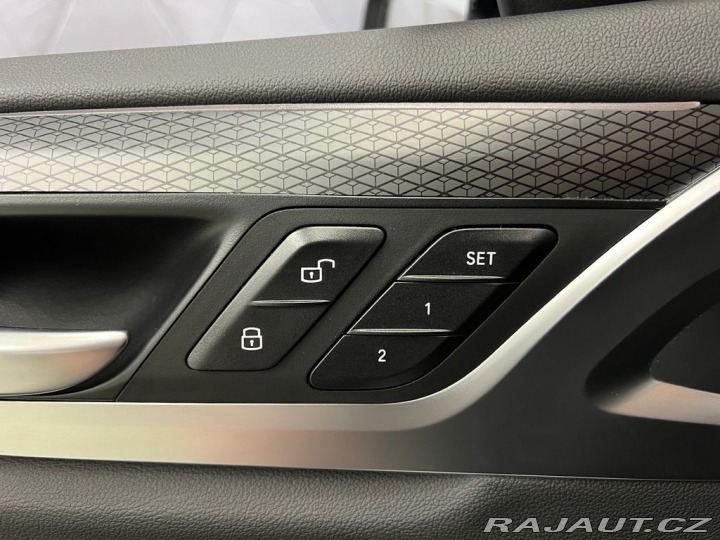 BMW X3 2.0d xDrive M-SPORT, TAŽN 2023