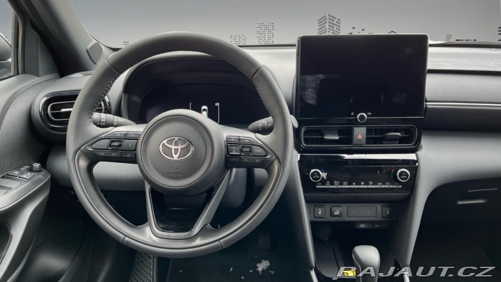 Toyota Yaris Cross 1,5 Hybrid e-CVT 4x4 130k 2025