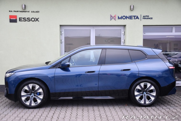 BMW iX xDrive 40 M-SPORT REZERVA 2023