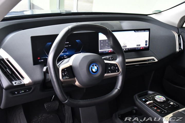 BMW iX xDrive 40 M-SPORT 2023