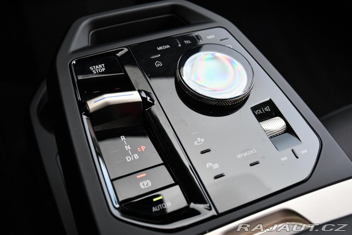 BMW iX xDrive 40 M-SPORT 98,5%So 2023