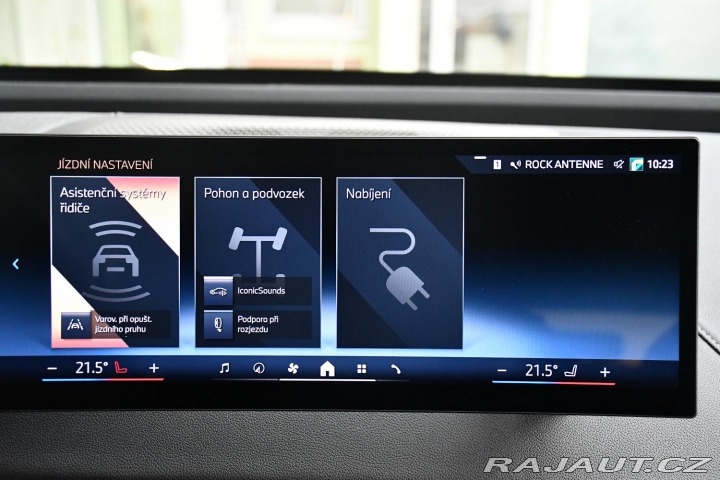 BMW iX xDrive 40 M-SPORT REZERVA 2023