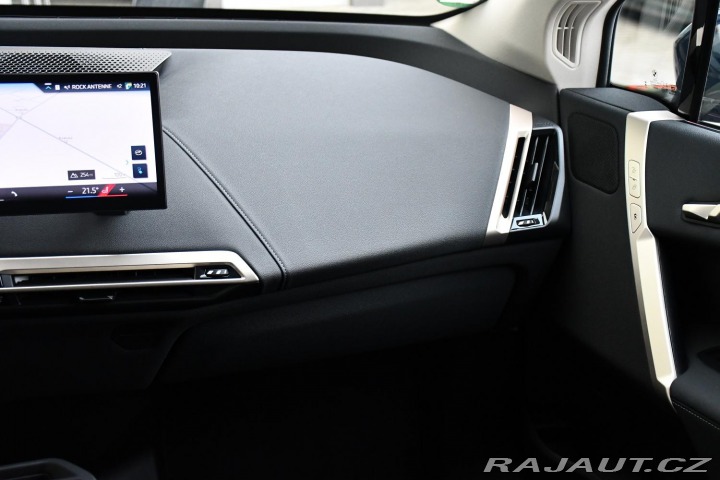 BMW iX xDrive 40 M-SPORT 98,5%So 2023