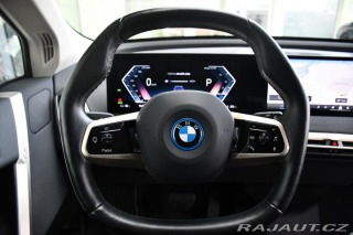 BMW iX xDrive 40 M-SPORT 2023
