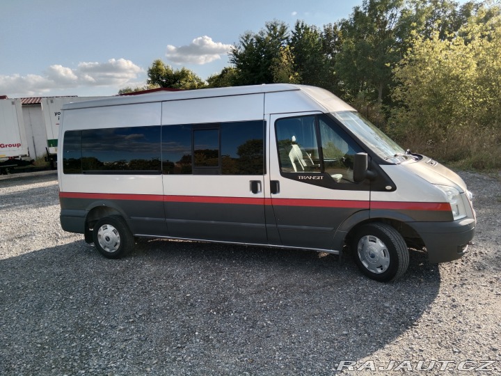 Ford Transit  2011