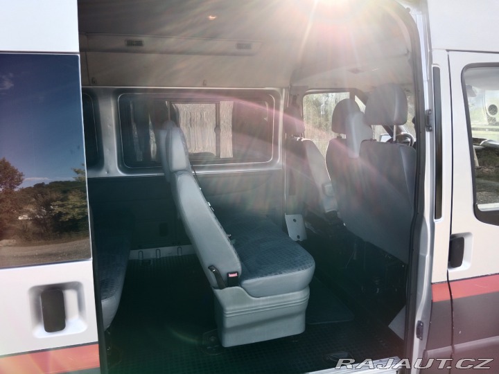 Ford Transit  2011
