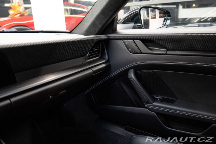 Porsche 911 GT3 Touring LED/Lift/Skoř 1800