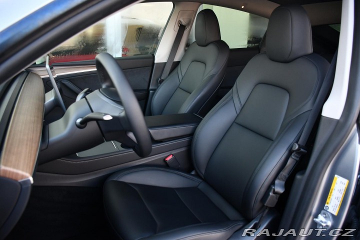 Tesla Model Y LONG RANGE AWD 378kW 1M 2023