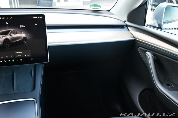 Tesla Model Y LONG RANGE AWD 378kW 1M 2023