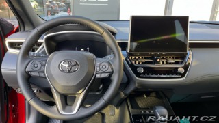 Toyota Corolla Cross 1,8 Hybrid e-CVT Style 2025