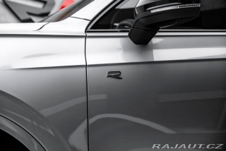 Volkswagen Touareg 3,0TDI 4M R-line Vzduch M 1800