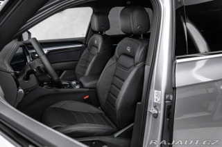 Volkswagen Touareg 3,0TDI 4M R-line Vzduch M 1800