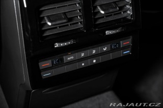 Volkswagen Touareg 3,0TDI 4M R-line Vzduch M 1800