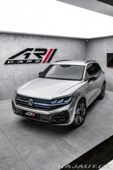 Volkswagen Touareg 3,0TDI 4M R-line Vzduch M 1800