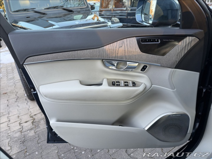 Volvo XC90 B5 Plus 2022