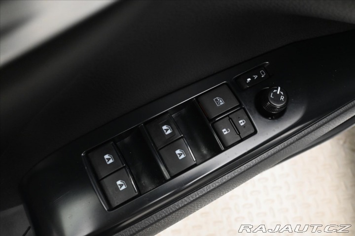 Toyota Camry 2,5 160 kW Hybrid Active 2020