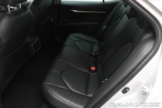 Toyota Camry 2,5 160 kW Hybrid Active 2020